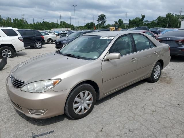 2005 Toyota Camry LE