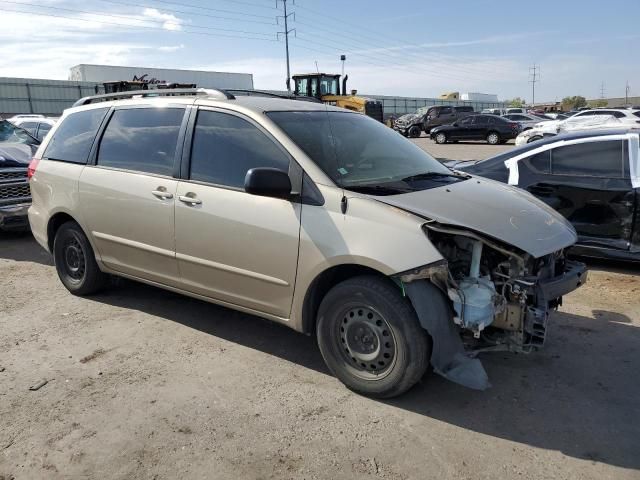 2009 Toyota Sienna CE