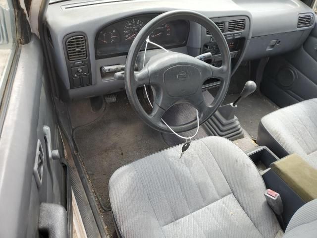 1995 Nissan Truck King Cab XE