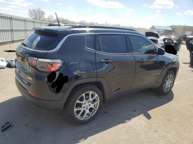 2022 Jeep Compass Latitude LUX