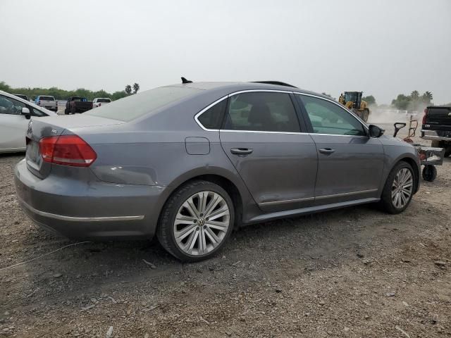 2012 Volkswagen Passat SEL