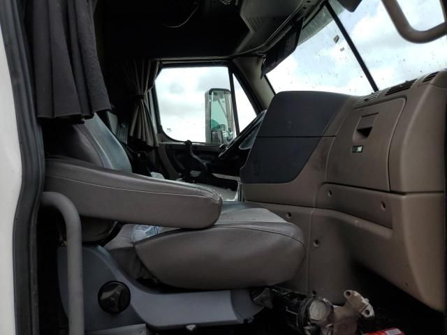 2017 Freightliner Cascadia 125