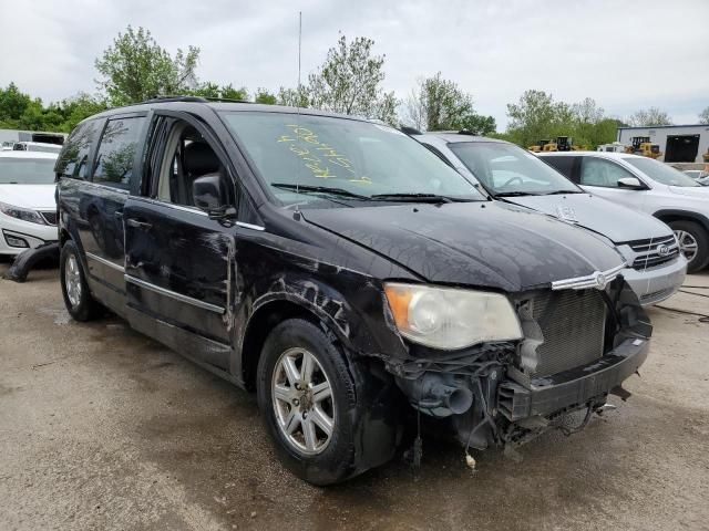 2010 Chrysler Town & Country Touring Plus