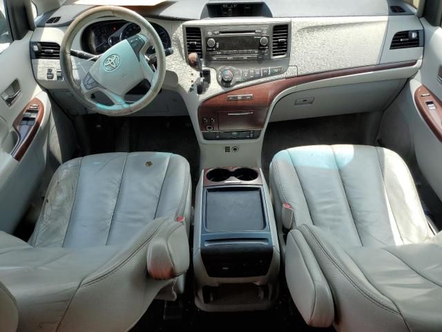 2011 Toyota Sienna XLE