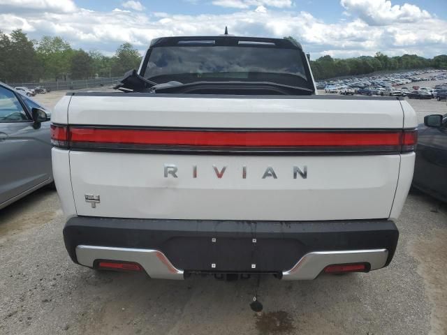 2024 Rivian R1T Adventure