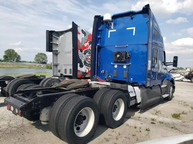 2020 Kenworth Construction T680