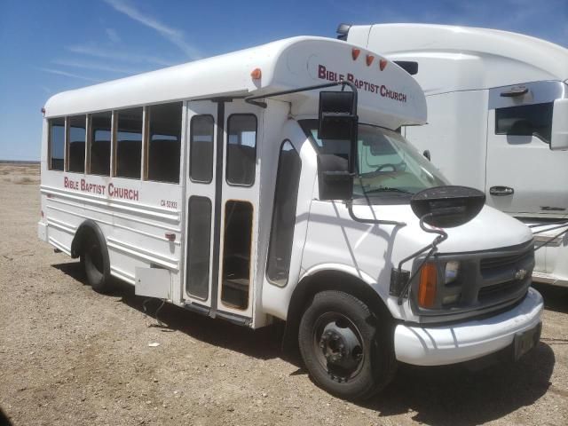 2001 Chevrolet Express Cutaway G3500