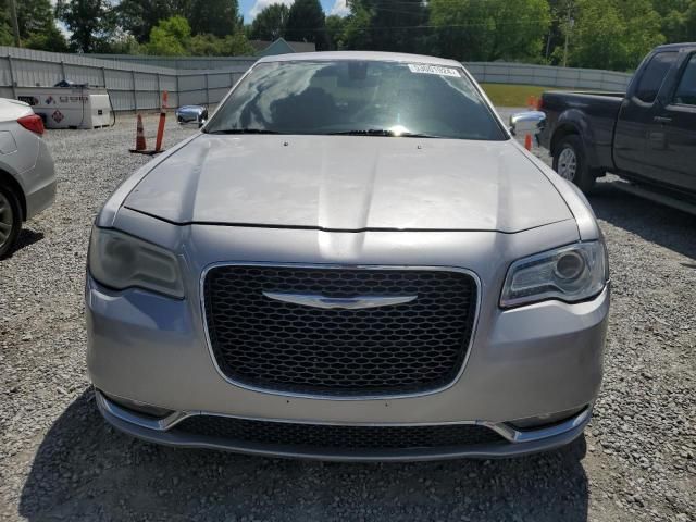 2016 Chrysler 300C