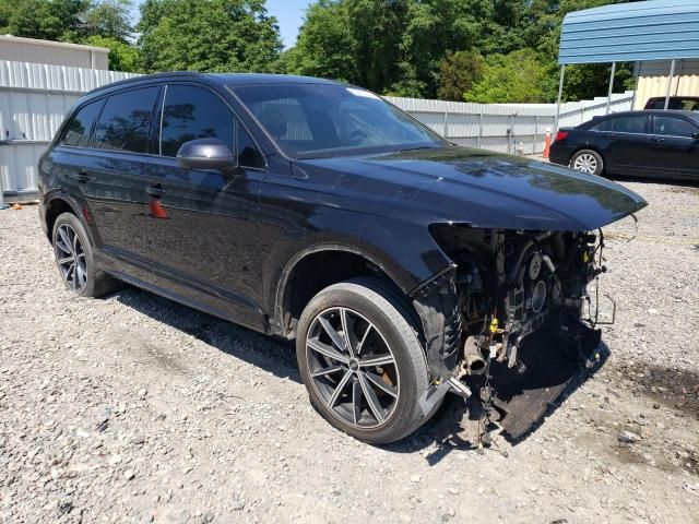 2021 Audi Q7 Prestige