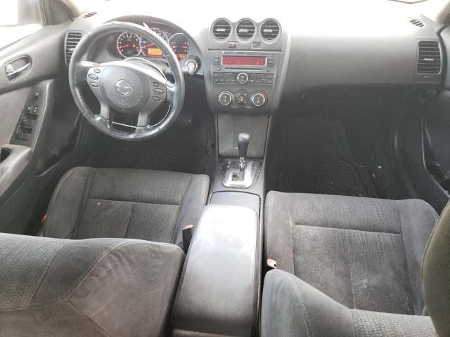 2011 Nissan Altima Base