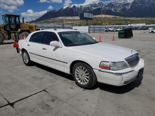 2003 Lincoln Town Car Executive