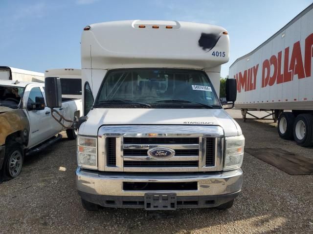 2016 Ford Econoline E350 Super Duty Cutaway Van