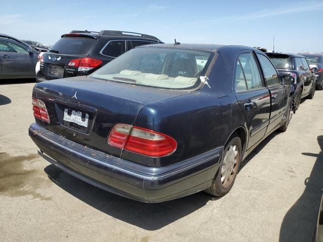 2000 Mercedes-Benz E 320