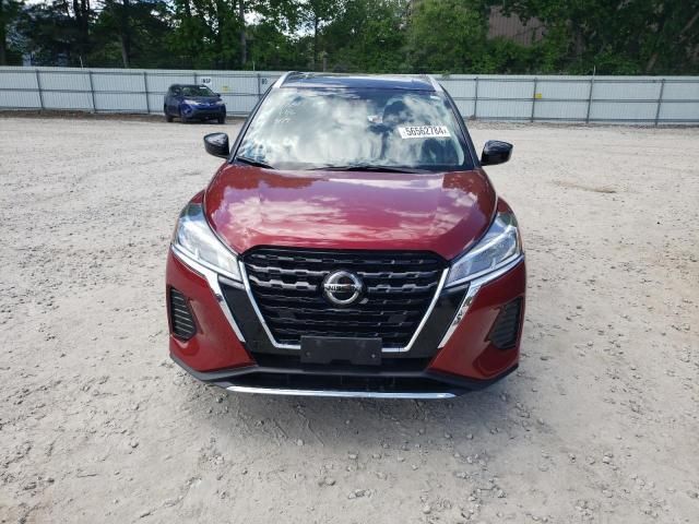 2021 Nissan Kicks SV