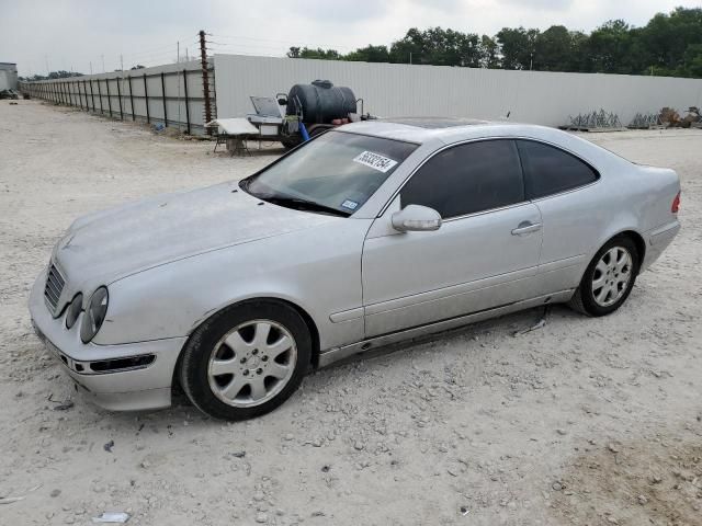 2000 Mercedes-Benz CLK 320