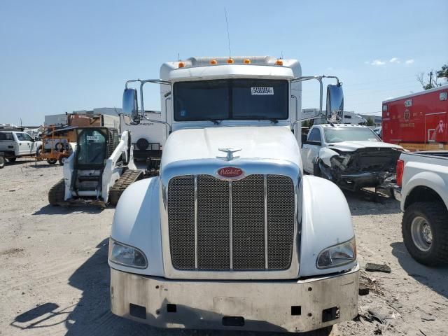 2011 Peterbilt 386