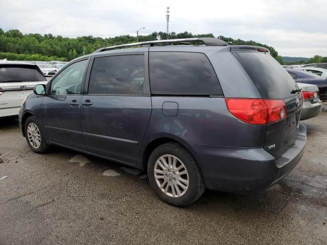 2008 Toyota Sienna XLE