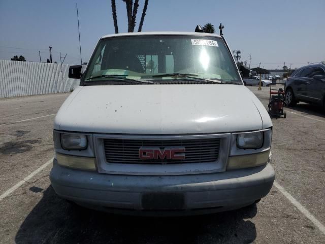 2000 GMC Safari XT