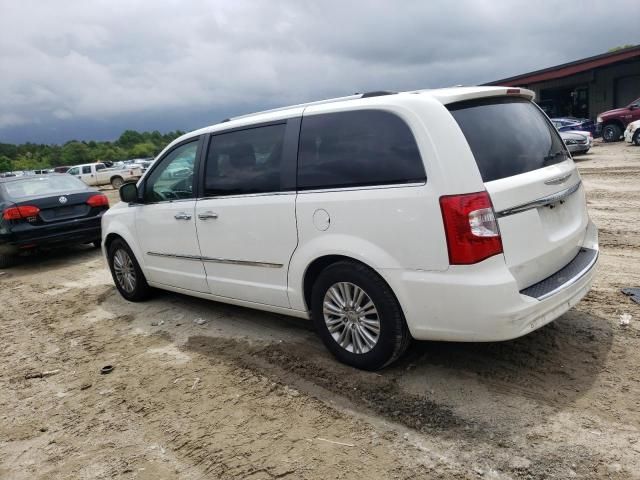 2013 Chrysler Town & Country Limited