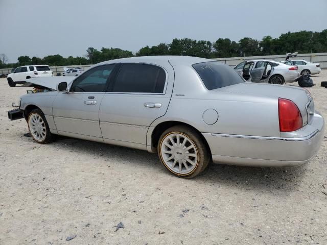 2007 Lincoln Town Car Signature