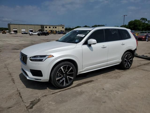 2022 Volvo XC90 T6 Momentum