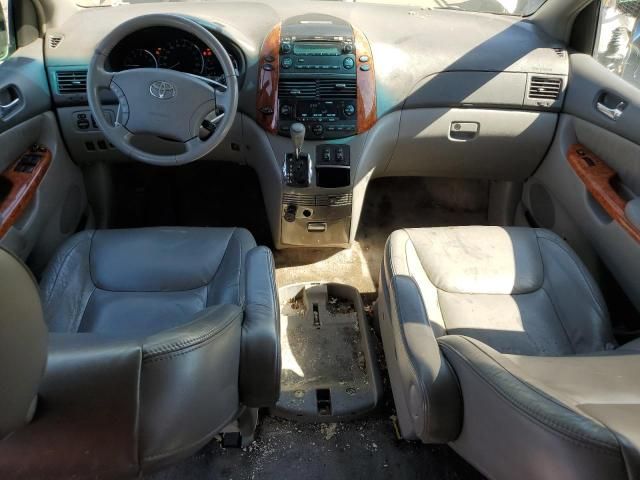 2006 Toyota Sienna XLE