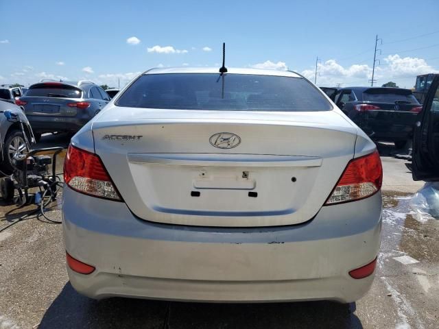 2013 Hyundai Accent GLS