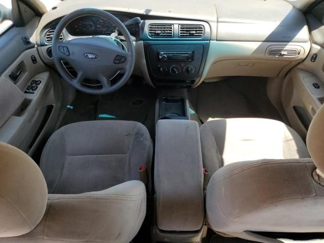 2002 Ford Taurus SE