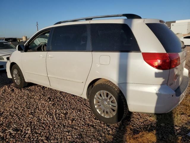 2008 Toyota Sienna XLE