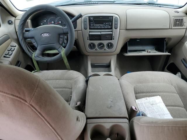 2004 Ford Explorer XLT