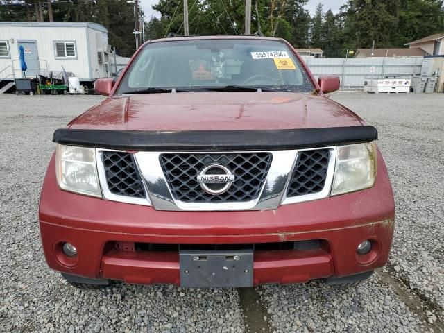 2005 Nissan Pathfinder LE