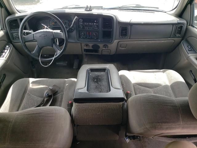 2004 Chevrolet Suburban C1500