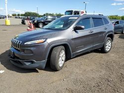 Salvage cars for sale at East Granby, CT auction: 2017 Jeep Cherokee Latitude