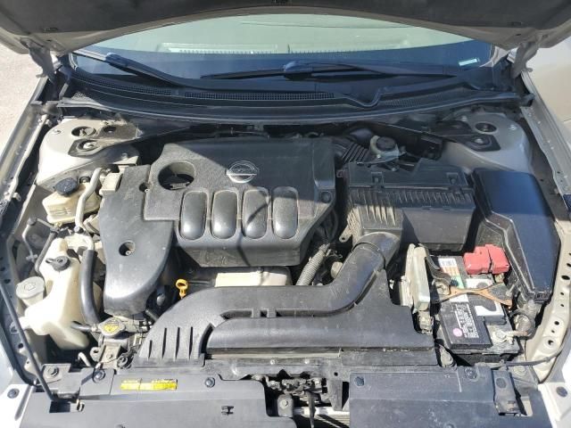 2010 Nissan Altima Base