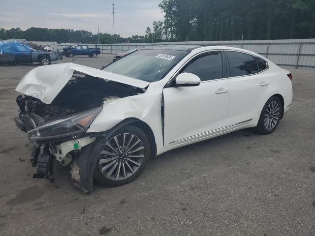 2017 KIA Cadenza Premium