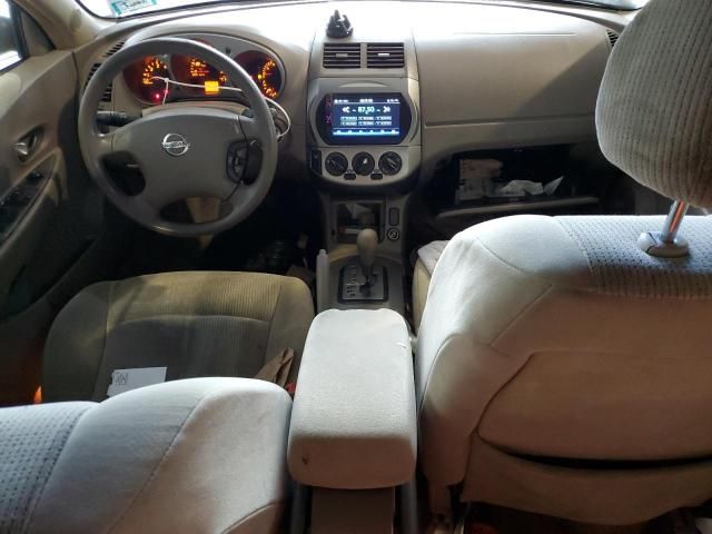 2003 Nissan Altima Base