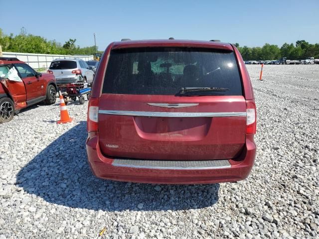 2014 Chrysler Town & Country Touring