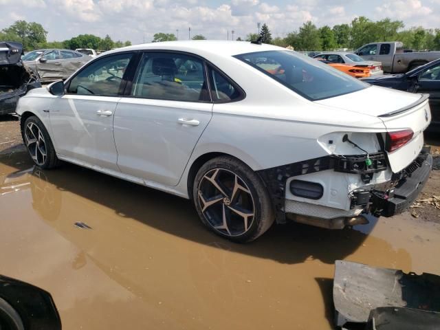 2020 Volkswagen Passat R-Line