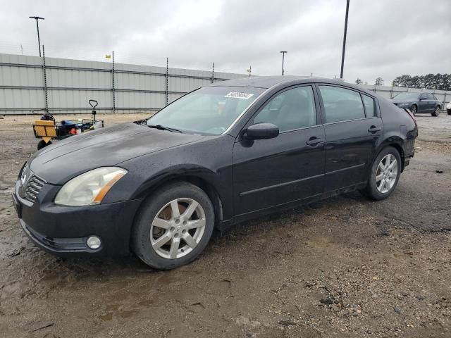 2004 Nissan Maxima SE