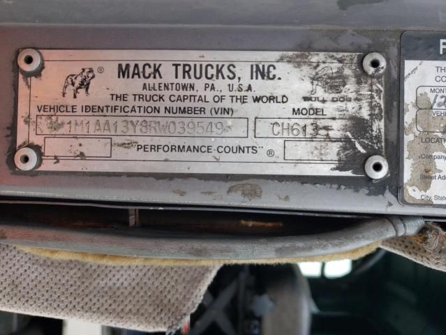 1994 Mack 600 CH600