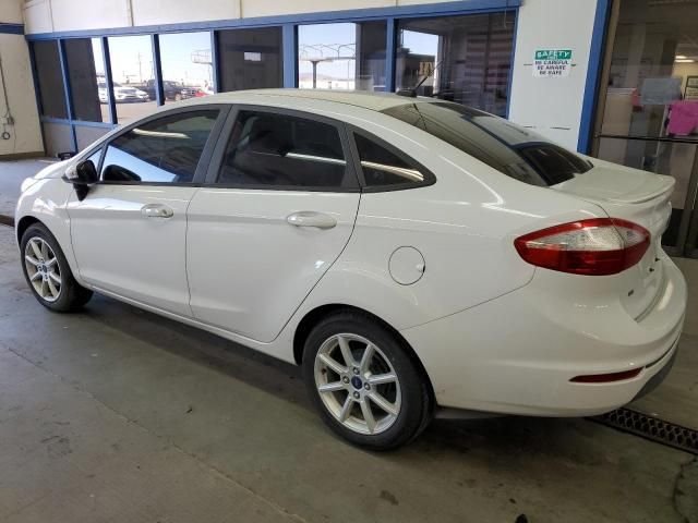 2015 Ford Fiesta SE