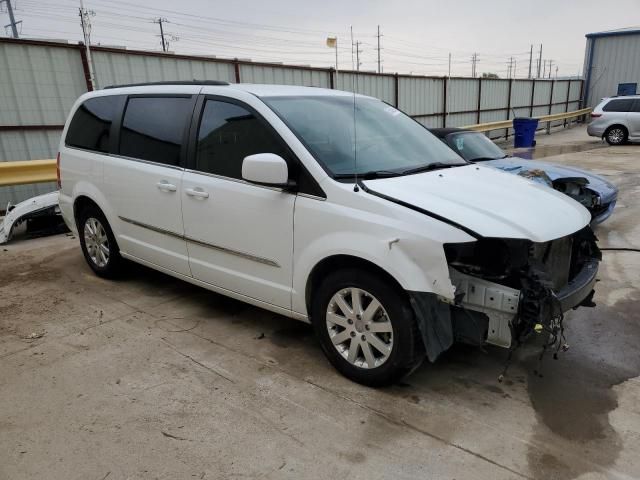 2016 Chrysler Town & Country Touring