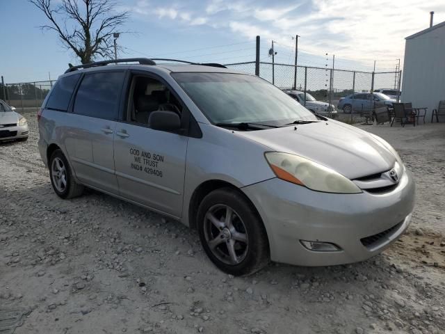 2006 Toyota Sienna XLE