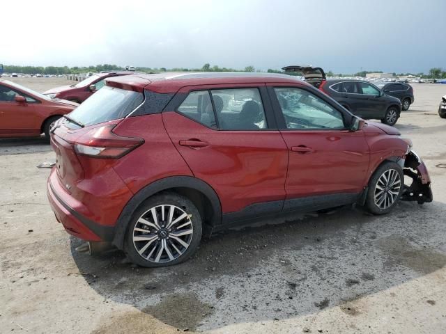 2022 Nissan Kicks SV