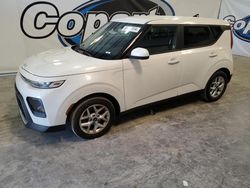 KIA Soul lx Vehiculos salvage en venta: 2022 KIA Soul LX