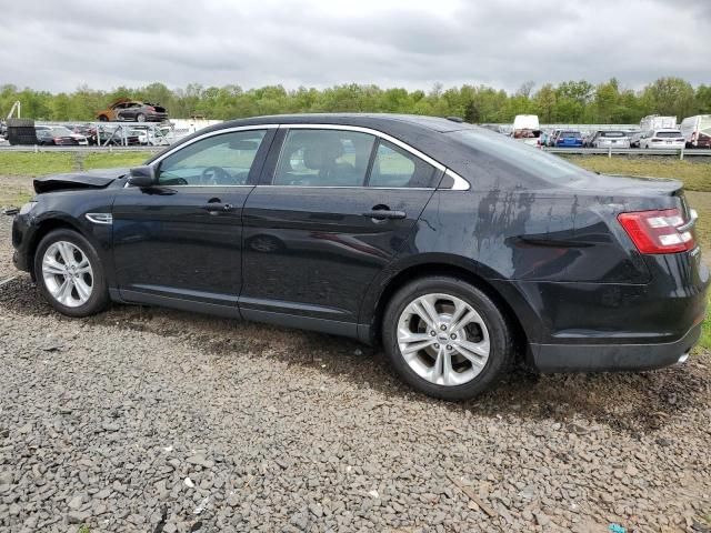 2018 Ford Taurus SEL