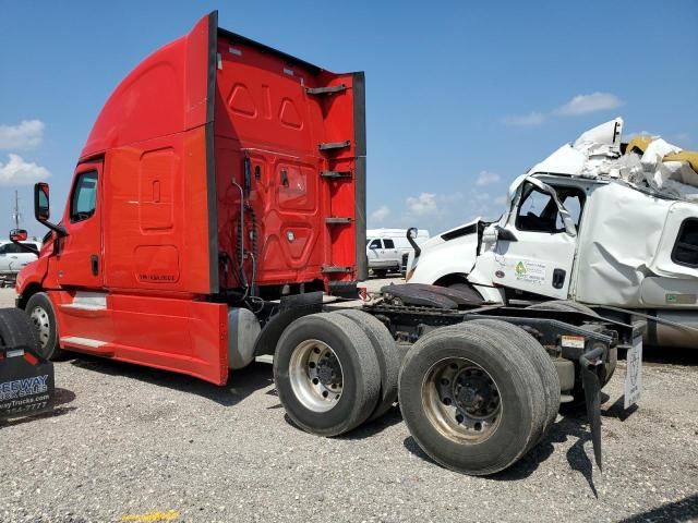 2019 Freightliner Cascadia 126