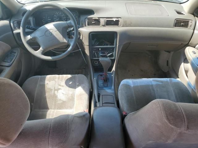 1999 Toyota Camry LE