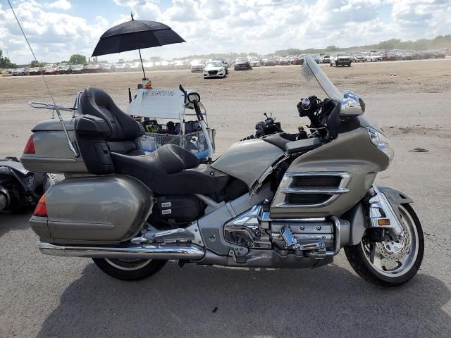 2002 Honda GL1800