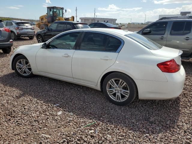 2015 Infiniti Q40